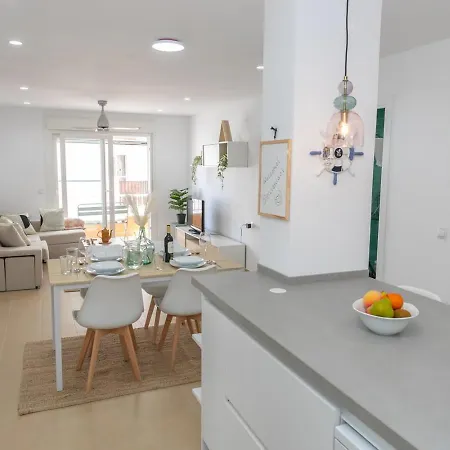 Casa Melva | Primera Linea Con Terraza, Moderno *