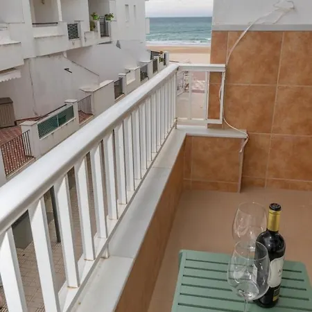 Modern Seafront House, Atlantic Views 아파트
