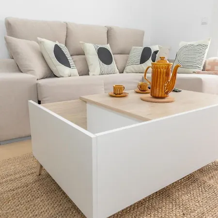 Modern Seafront House, Atlantic Views 아파트